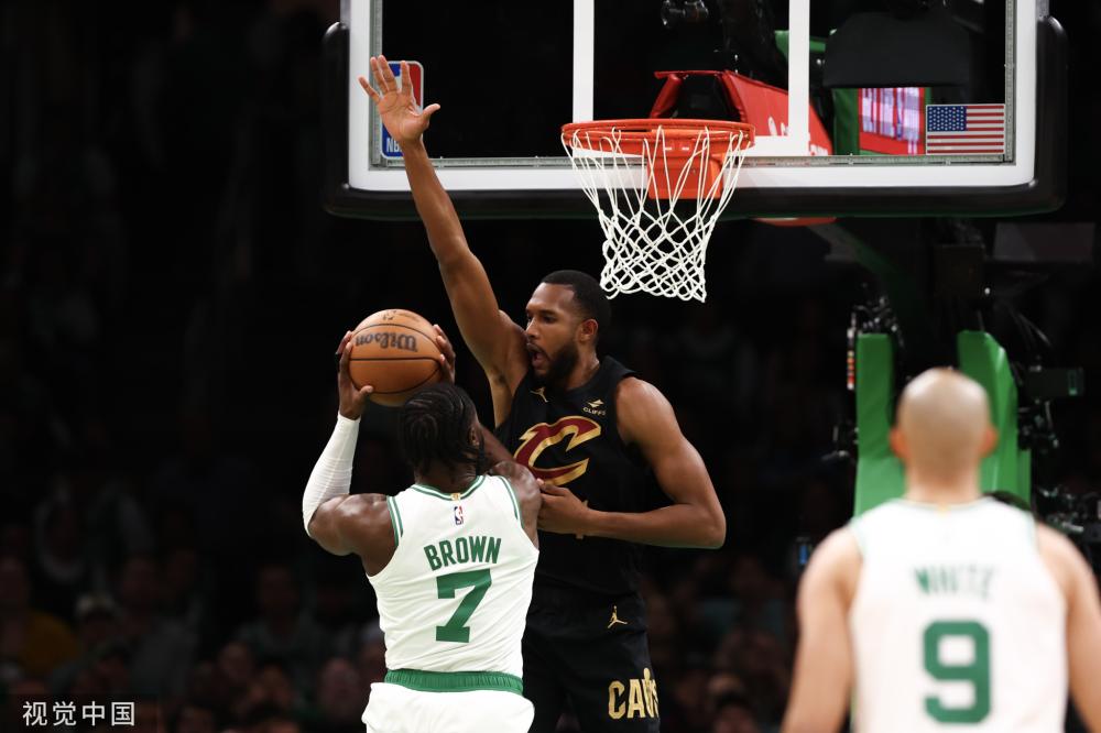 要么继续在 要么继续在